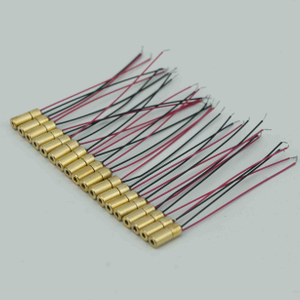 4mm * 10mm En K&uuml;&ccedil;&uuml;k Boyut 650nm 5mW Kırmızı Işın Lazer Silahları i&ccedil;in Kırmızı lazer mod&uuml;l&uuml;